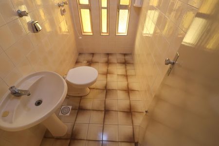 Casa à venda com 137m², 2 quartos e 3 vagasBanheiro 1