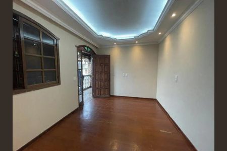 Casa para alugar com 100m², 4 quartos e 3 vagas