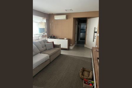 Apartamento à venda com 106m², 3 quartos e 2 vagas Apartamento à venda com 106m², 3 quartos e 2 vagasSala