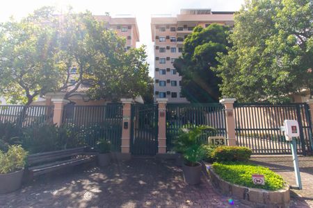 Apartamento à venda com 175m², 3 quartos e 2 vagas Apartamento à venda com 175m², 3 quartos e 2 vagasFachada