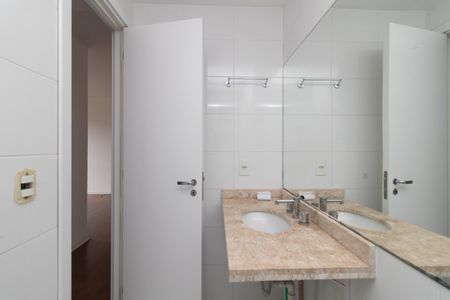 Apartamento à venda com 70m², 2 quartos e 1 vagaBanheiro
