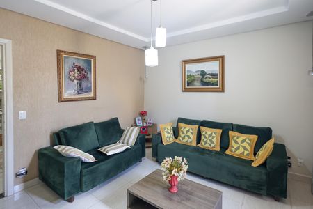 Casa para alugar com 217m², 3 quartos e 2 vagas