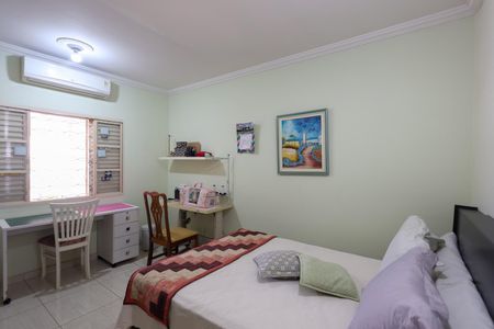 Casa para alugar com 217m², 3 quartos e 2 vagas