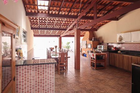 Casa para alugar com 217m², 3 quartos e 2 vagas