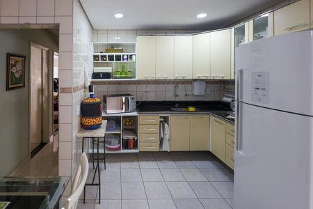 Casa para alugar com 217m², 3 quartos e 2 vagas