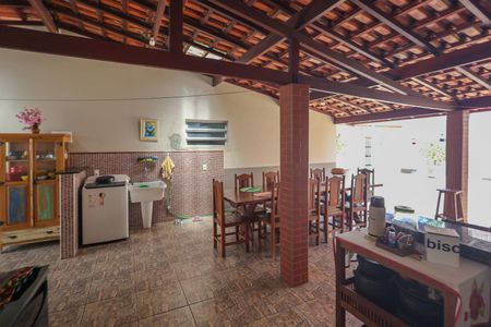 Casa para alugar com 217m², 3 quartos e 2 vagas