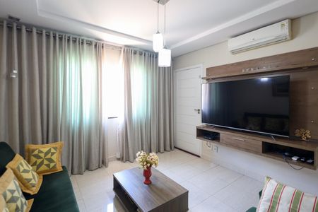 Casa para alugar com 217m², 3 quartos e 2 vagas