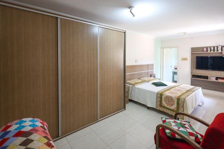 Casa para alugar com 217m², 3 quartos e 2 vagas