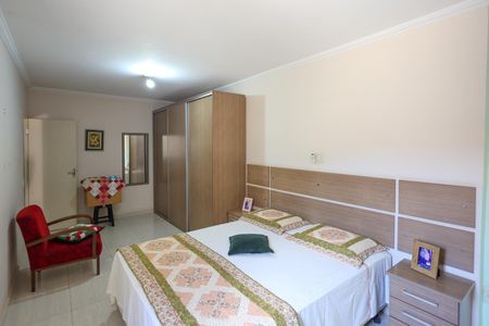 Casa para alugar com 217m², 3 quartos e 2 vagas