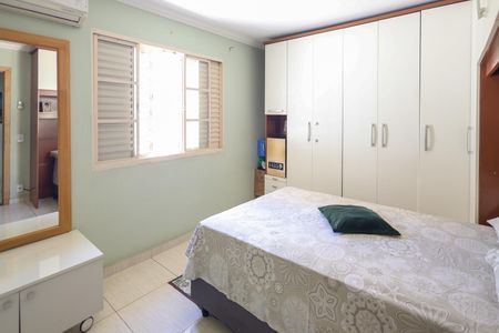 Casa para alugar com 217m², 3 quartos e 2 vagas