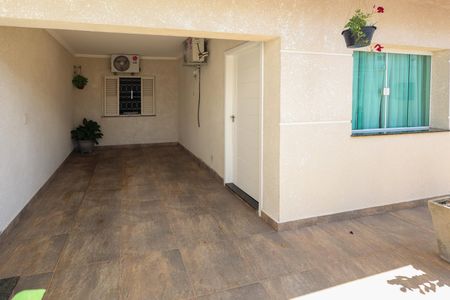 Casa para alugar com 217m², 3 quartos e 2 vagas