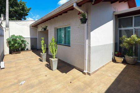 Casa para alugar com 217m², 3 quartos e 2 vagas