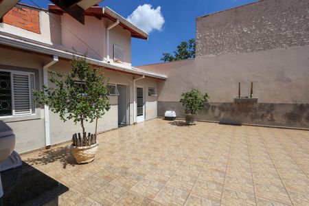 Casa para alugar com 217m², 3 quartos e 2 vagas