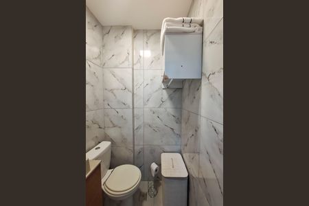 Apartamento à venda com 78m², 2 quartos e sem vaga Apartamento à venda com 78m², 2 quartos e sem vagaBanheiro de serviço