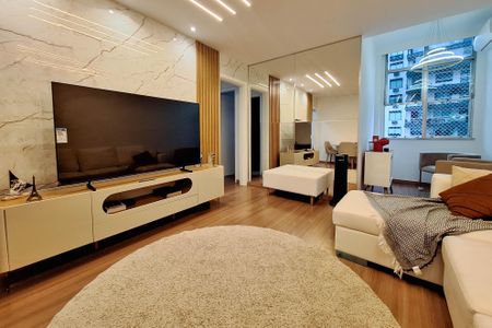 Apartamento à venda com 78m², 2 quartos e sem vaga Apartamento à venda com 78m², 2 quartos e sem vagaSala