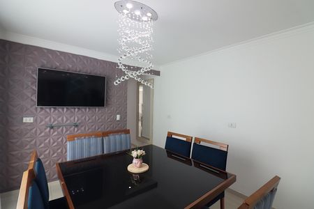 Casa à venda com 180m², 3 quartos e 2 vagasCopa e Cozinha 