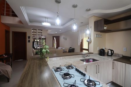 Casa à venda com 200m², 2 quartos e 2 vagasCozinha