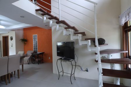 Sala 1 de casa à venda com 2 quartos, 200m² em São José, Canoas