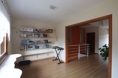 Sala 2 de casa à venda com 2 quartos, 200m² em São José, Canoas