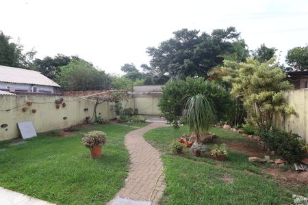 Casa à venda com 200m², 2 quartos e 2 vagasÁrea externa