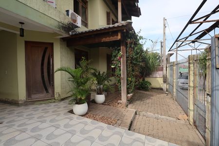 Casa à venda com 200m², 2 quartos e 2 vagasÁrea externa