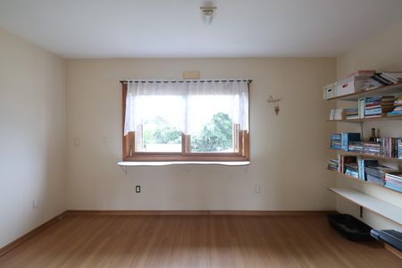 Casa à venda com 200m², 2 quartos e 2 vagasSala 2