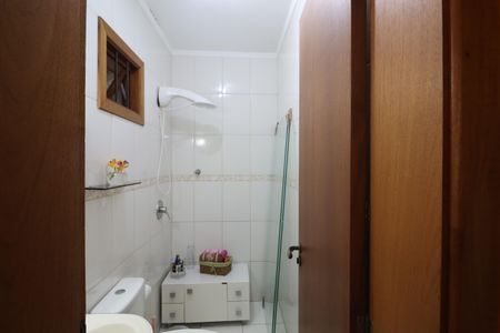 Casa à venda com 200m², 2 quartos e 2 vagasBanheiro