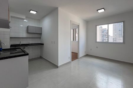 Sala/Cozinha de apartamento para alugar com 2 quartos, 34m² em Vila da Saúde, São Paulo