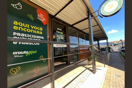 Apartamento para alugar com 49m², 2 quartos e 1 vagaÁrea comum - Mini Mercado