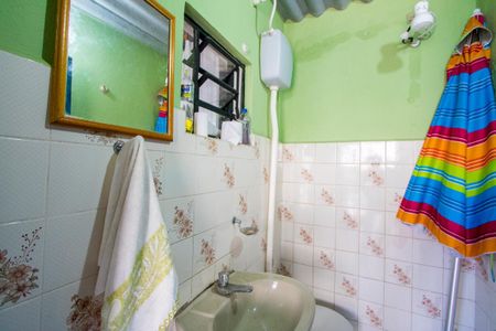 Casa à venda com 171m², 3 quartos e 2 vagas Casa à venda com 171m², 3 quartos e 2 vagasBanheiro de serviço