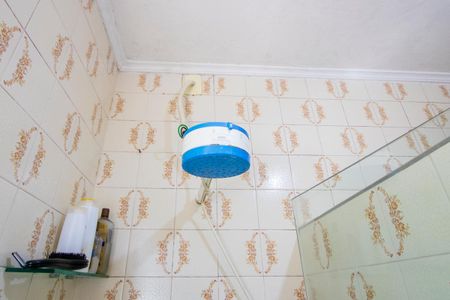 Casa à venda com 171m², 3 quartos e 2 vagas Casa à venda com 171m², 3 quartos e 2 vagasBanheiro social