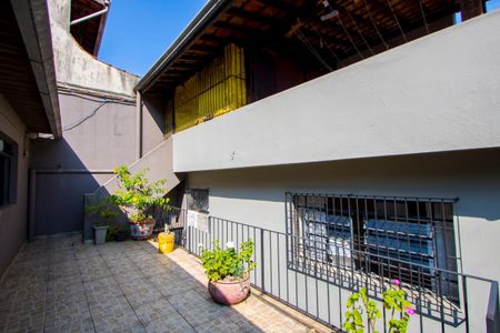 Casa à venda com 171m², 3 quartos e 2 vagas Casa à venda com 171m², 3 quartos e 2 vagasQuintal