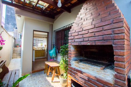 Casa à venda com 171m², 3 quartos e 2 vagas Casa à venda com 171m², 3 quartos e 2 vagasCorredor