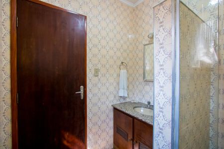 Casa à venda com 171m², 3 quartos e 2 vagas Casa à venda com 171m², 3 quartos e 2 vagasBanheiro do quarto 1