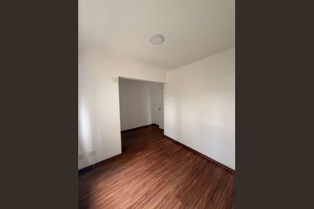 Apartamento para alugar com 86m², 3 quartos e 1 vaga Apartamento para alugar com 86m², 3 quartos e 1 vagaQuarto