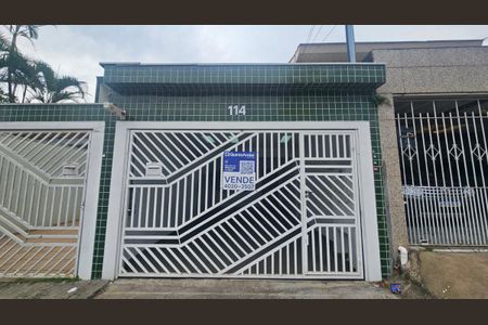 Casa à venda com 110m², 3 quartos e 2 vagasFachada 