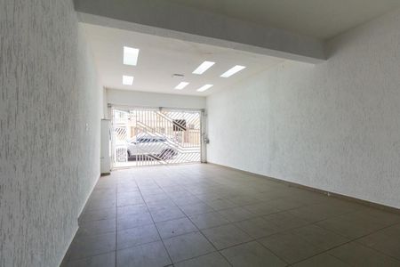 Casa à venda com 110m², 3 quartos e 2 vagasGaragem