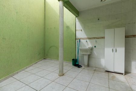 Casa à venda com 110m², 3 quartos e 2 vagasÁrea de Serviço