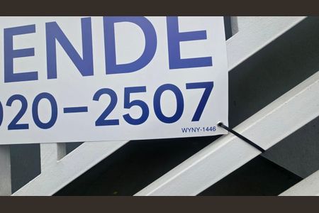 Casa à venda com 110m², 3 quartos e 2 vagasFachada - plaquinha