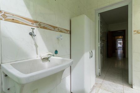 Casa à venda com 110m², 3 quartos e 2 vagasÁrea de Serviço