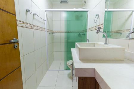 Casa à venda com 110m², 3 quartos e 2 vagasBanheiro 2