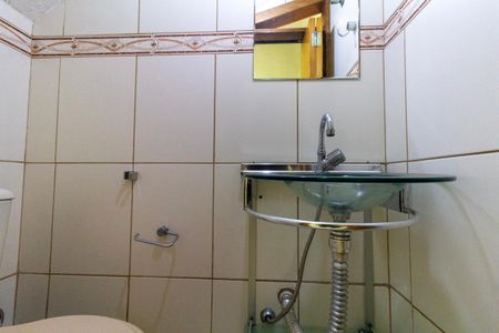 Casa à venda com 110m², 3 quartos e 2 vagasLavabo