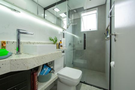 Apartamento à venda com 51m², 2 quartos e 1 vaga Apartamento à venda com 51m², 2 quartos e 1 vagaBANHEIRO1