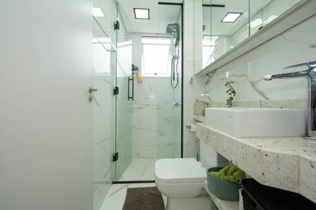 Apartamento à venda com 51m², 2 quartos e 1 vaga Apartamento à venda com 51m², 2 quartos e 1 vagaBANHEIRO2