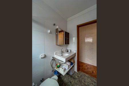 Casa à venda com 137m², 2 quartos e 2 vagasBanheiro