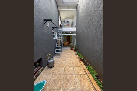 Casa à venda com 137m², 2 quartos e 2 vagasQuintal