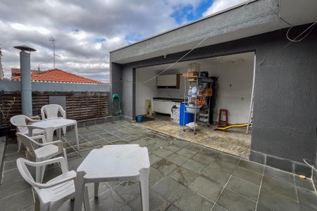 Casa à venda com 137m², 2 quartos e 2 vagasVranda