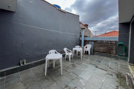 Casa à venda com 137m², 2 quartos e 2 vagasVranda