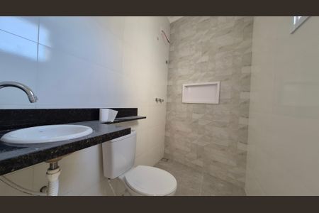 Apartamento para alugar com 97m², 2 quartos e 2 vagas Apartamento para alugar com 97m², 2 quartos e 2 vagasBanheiro da suíte