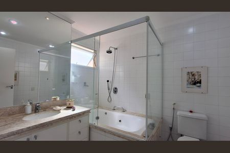 Apartamento para alugar com 50m², 1 quarto e 1 vaga Apartamento para alugar com 50m², 1 quarto e 1 vagaBanheiro